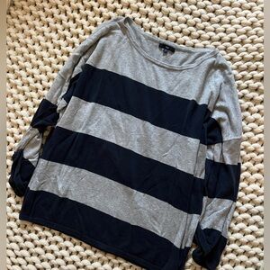 Gap womens size large oversized grey and navy sweater